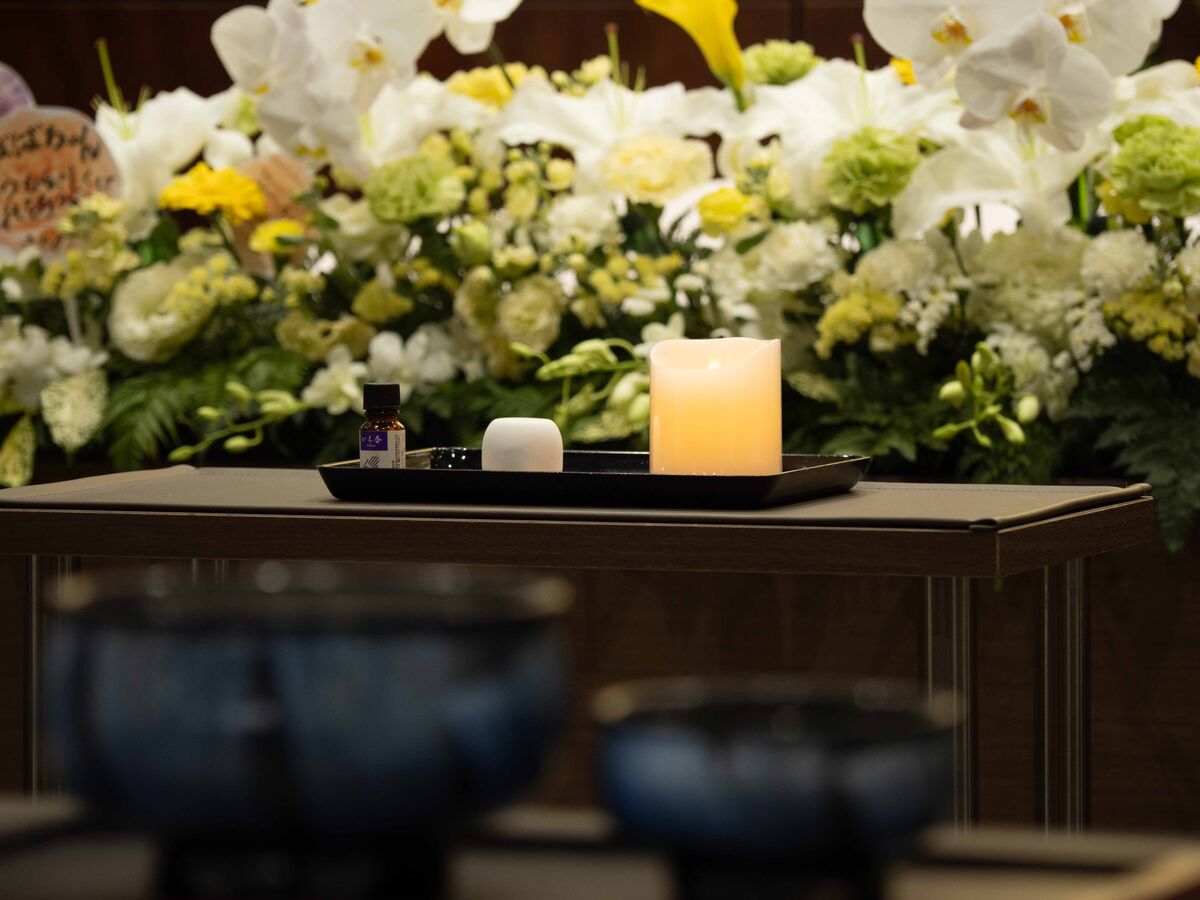 安全の為LEDキャンドルを使用